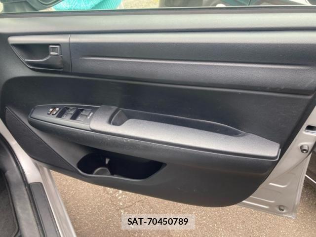 Toyota COROLLA AXIO 2016-07 8741217-12