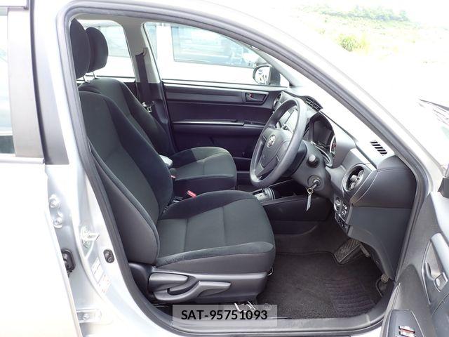 Toyota COROLLA AXIO 2019-04 8779768-14