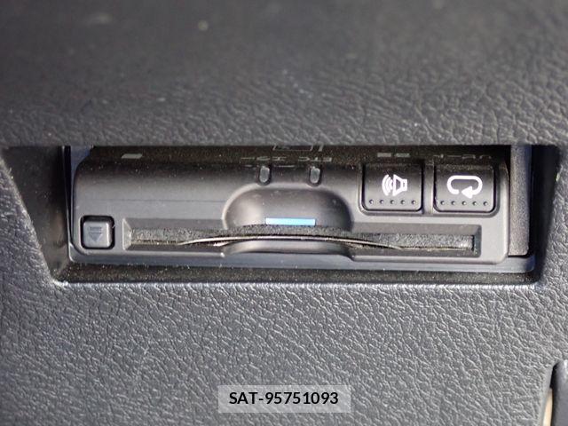Toyota COROLLA AXIO 2019-04 8779768-8