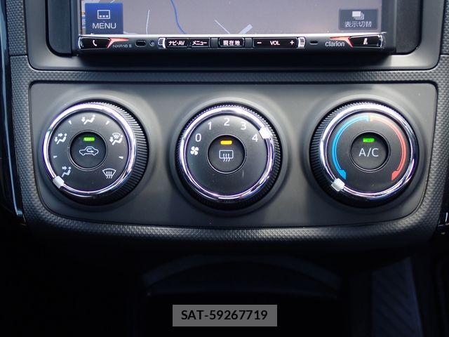 Toyota COROLLA AXIO 2019-04 8779767-18
