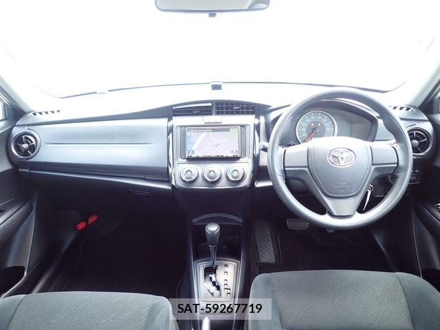 Toyota COROLLA AXIO 2019-04 8779767-1