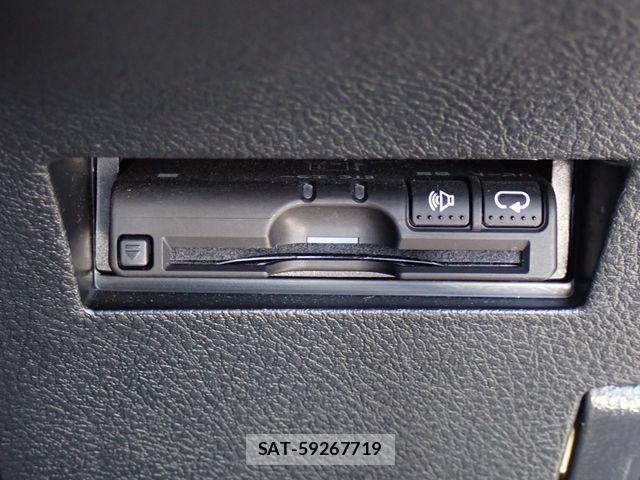 Toyota COROLLA AXIO 2019-04 8779767-6