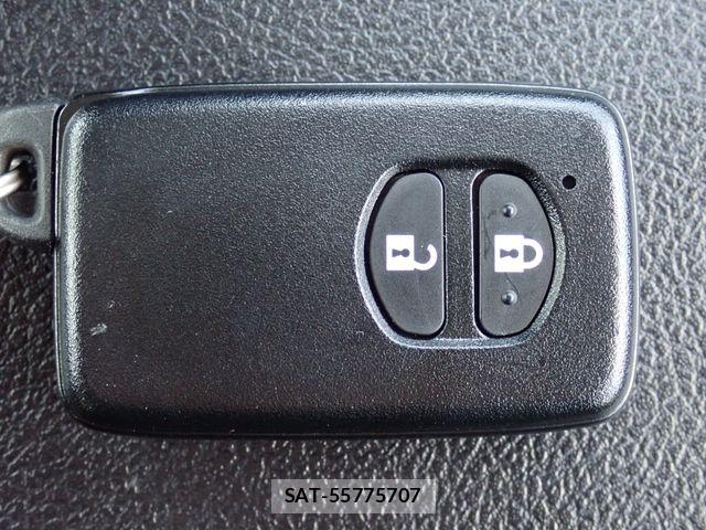 Toyota COROLLA AXIO 2022-12 8795520-18