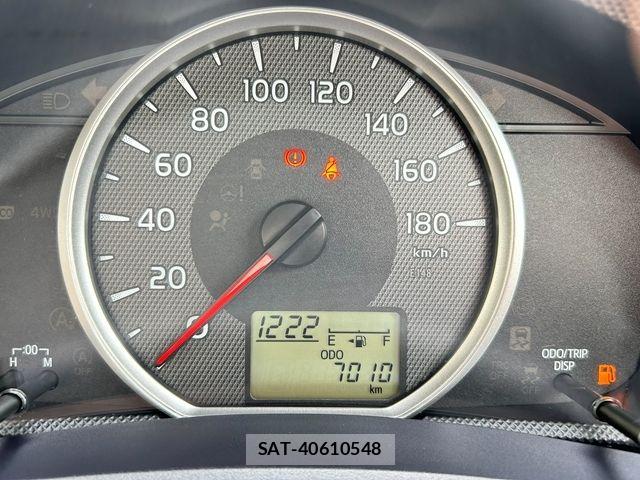 Toyota COROLLA AXIO 2013-06 8795521-29