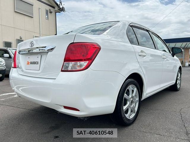Toyota COROLLA AXIO 2013-06 8795521-6