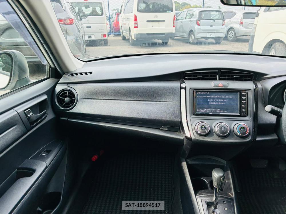 Toyota COROLLA AXIO 2019/02 8767008-17