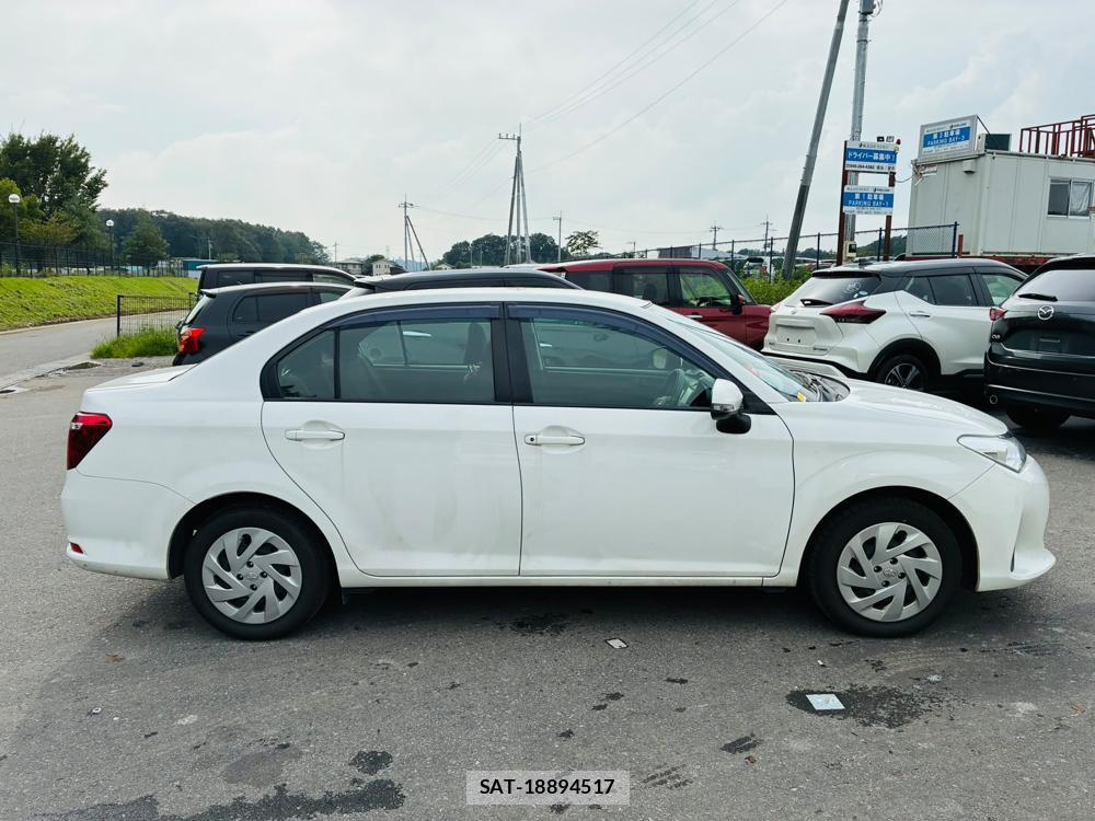 Toyota COROLLA AXIO 2019/02 8767008-1