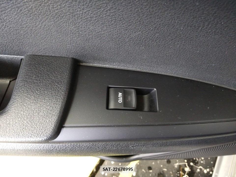 Toyota COROLLA AXIO 2019-07 8789732-11