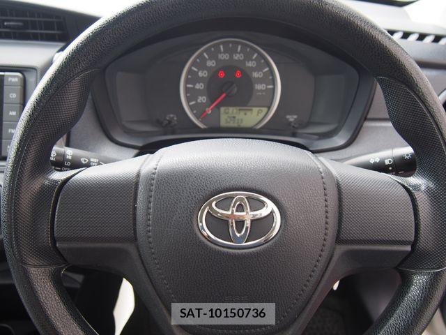 Toyota COROLLA AXIO 2017-09 8870662-12