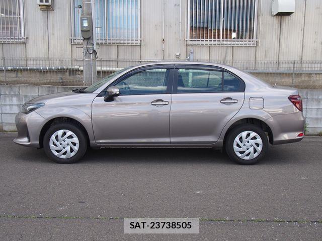 Toyota COROLLA AXIO 2023-09 1028812-18