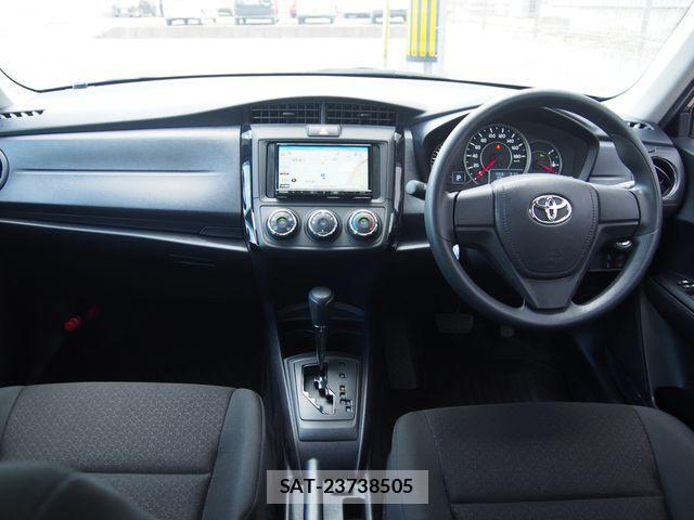 Toyota COROLLA AXIO 2023-09 1028812-1
