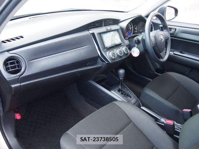 Toyota COROLLA AXIO 2023-09 1028812-5