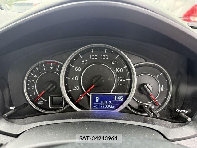 Toyota COROLLA AXIO 2022-07 6212666-11