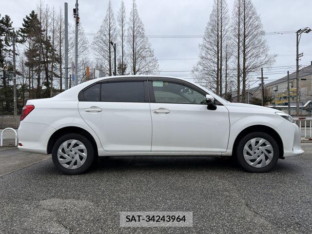 Toyota COROLLA AXIO 2022-07 6212666-5