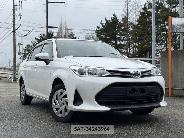 Toyota COROLLA AXIO 2022-07 6212666-6