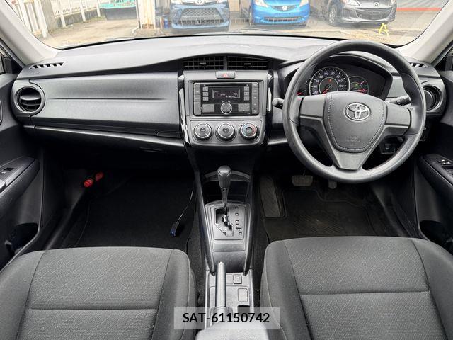 Toyota COROLLA AXIO 2021-08 6263493-9
