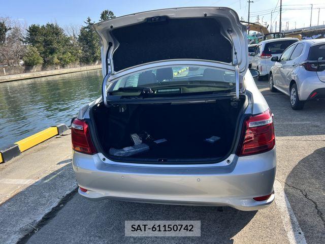 Toyota COROLLA AXIO 2021-08 6263493-14