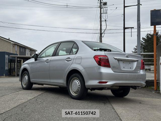 Toyota COROLLA AXIO 2021-08 6263493-2