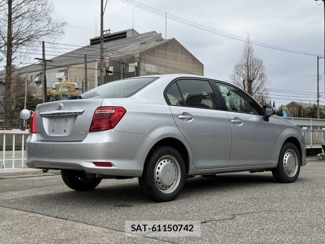 Toyota COROLLA AXIO 2021-08 6263493-4