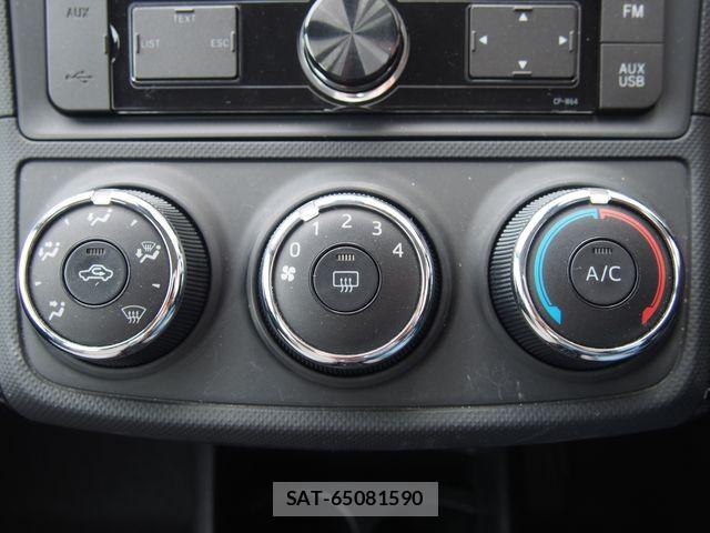 Toyota COROLLA AXIO 2016-09 6814235-12