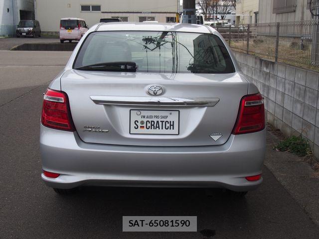 Toyota COROLLA AXIO 2016-09 6814235-19