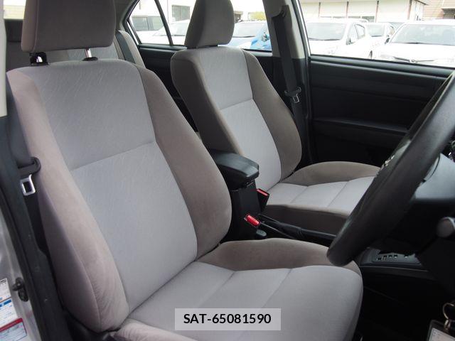 Toyota COROLLA AXIO 2016-09 6814235-4