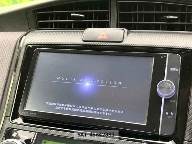 Toyota COROLLA AXIO 2013-07 7216245-2