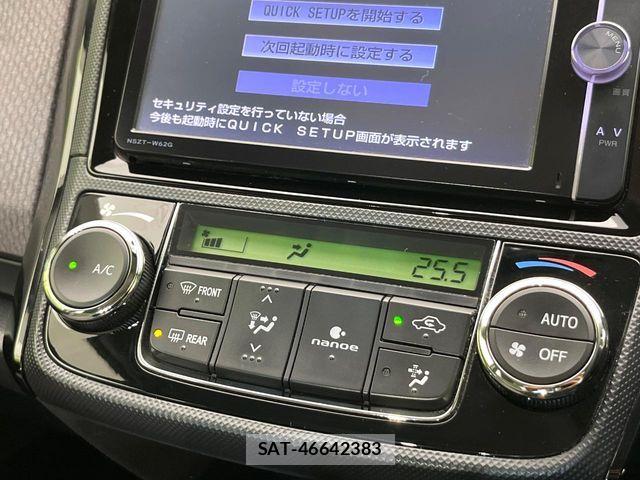 Toyota COROLLA AXIO 2013-07 7216245-4