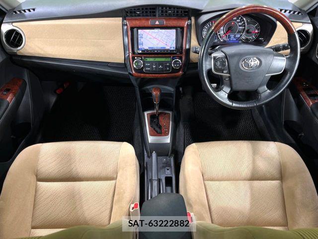 Toyota COROLLA AXIO 2012-06 7250190-2