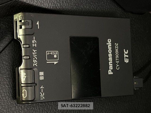Toyota COROLLA AXIO 2012-06 7250190-7