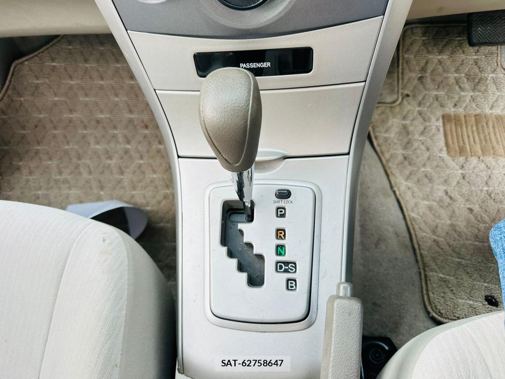 Toyota COROLLA AXIO 2008-10 7396452-19