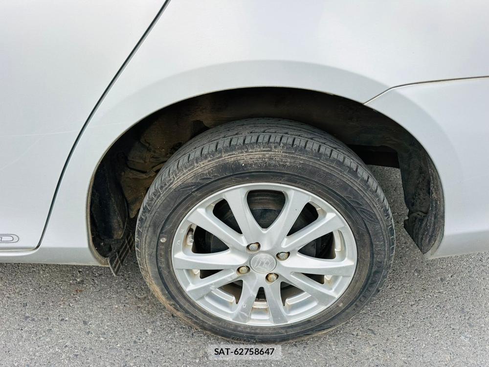 Toyota COROLLA AXIO 2008-10 7396452-29