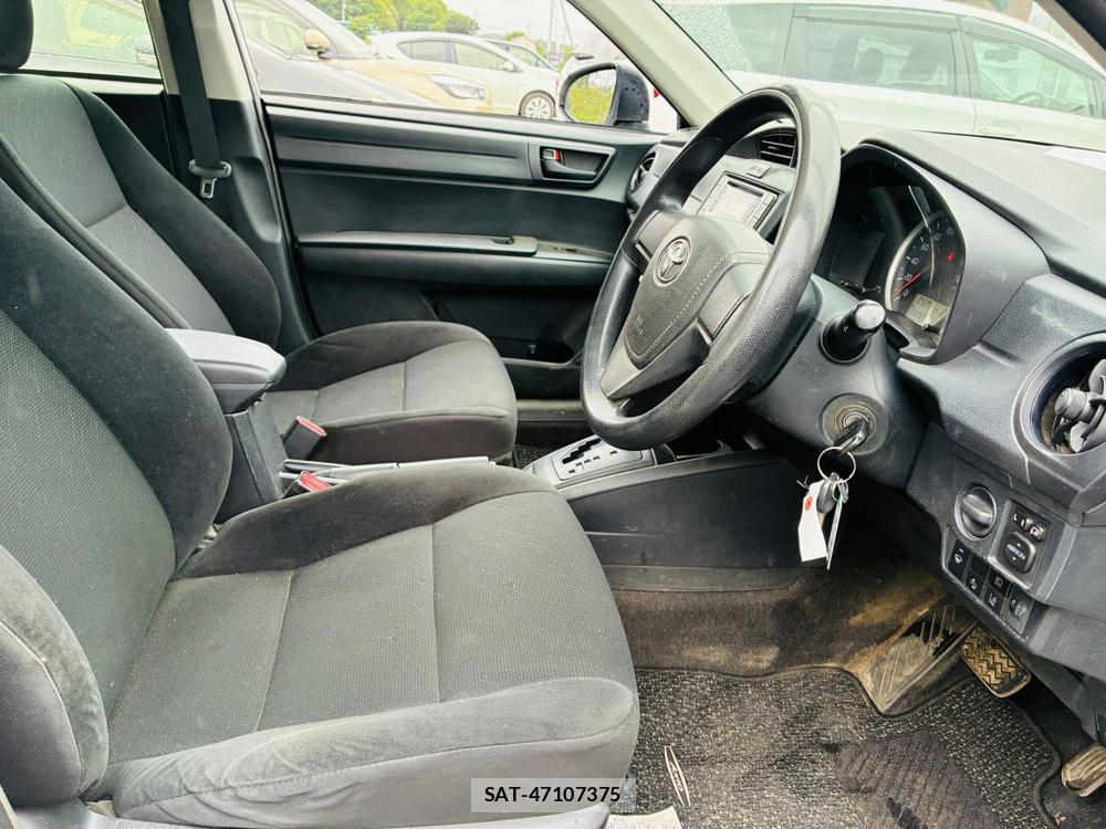 Toyota COROLLA AXIO 2019-05 7632871-11