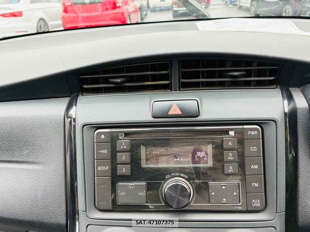 Toyota COROLLA AXIO 2019-05 7632871-18