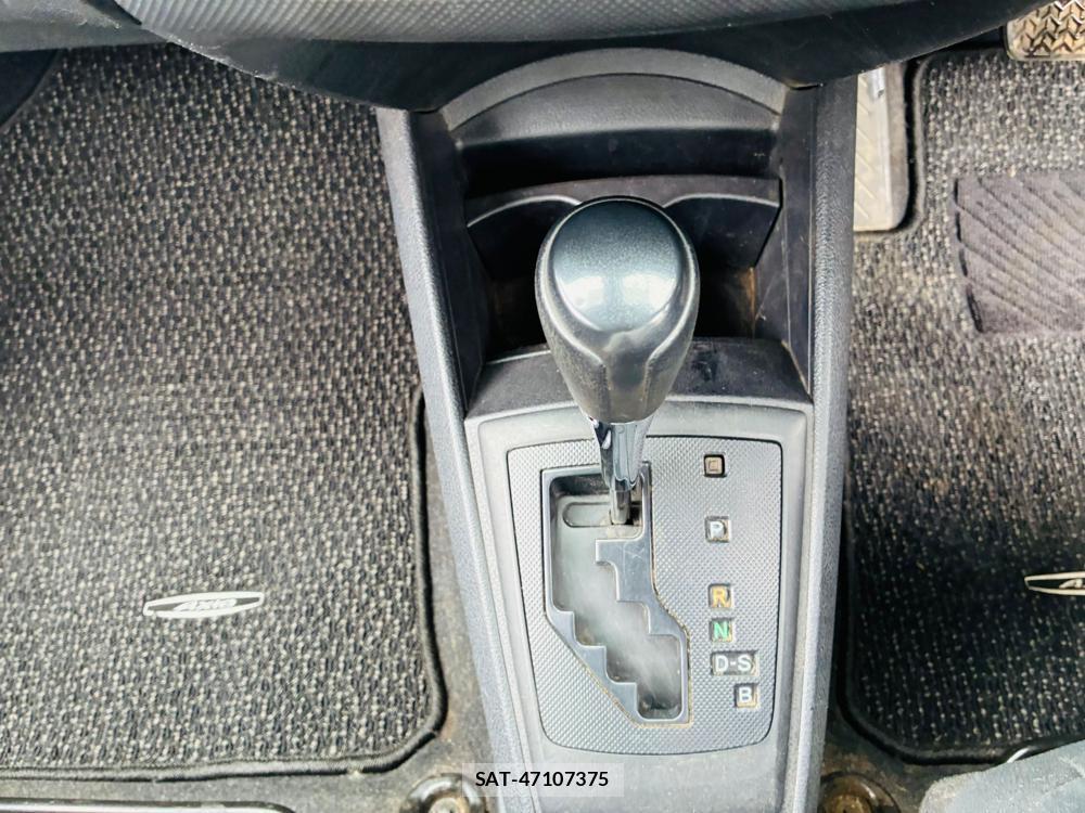 Toyota COROLLA AXIO 2019-05 7632871-20