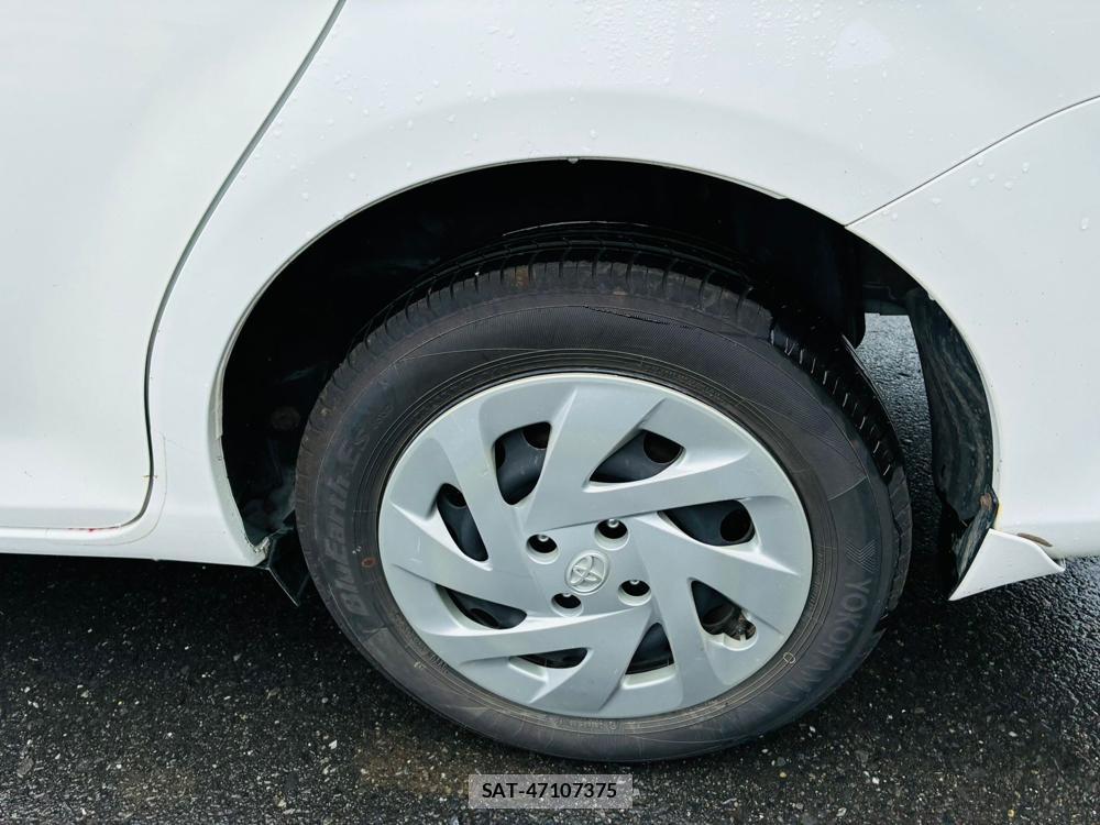 Toyota COROLLA AXIO 2019-05 7632871-30