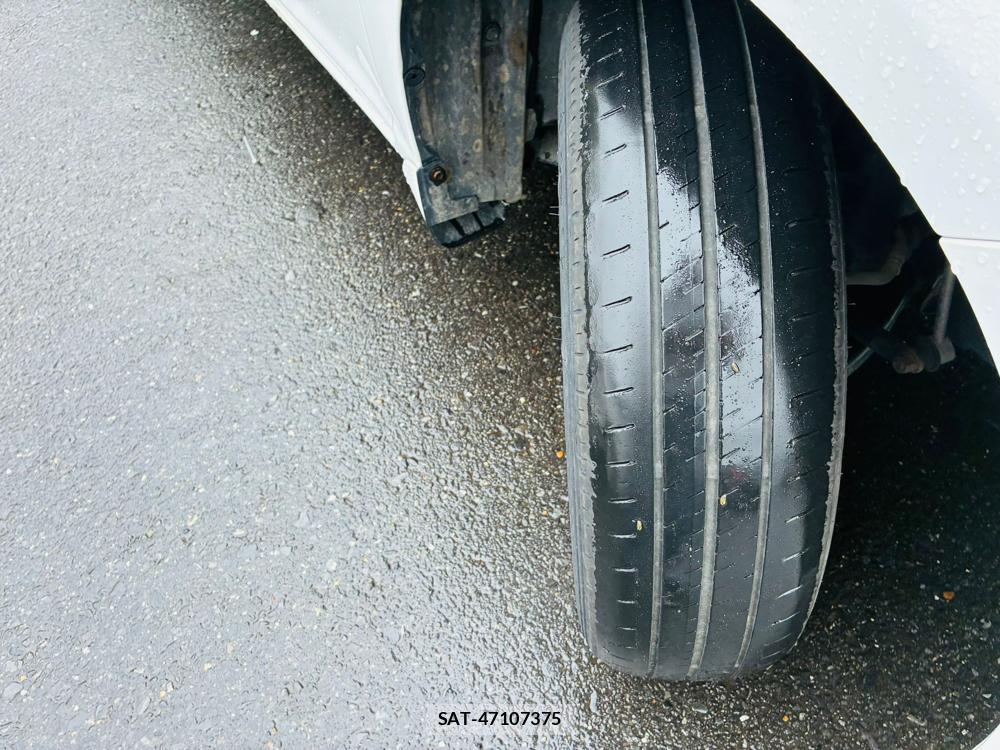 Toyota COROLLA AXIO 2019-05 7632871-32