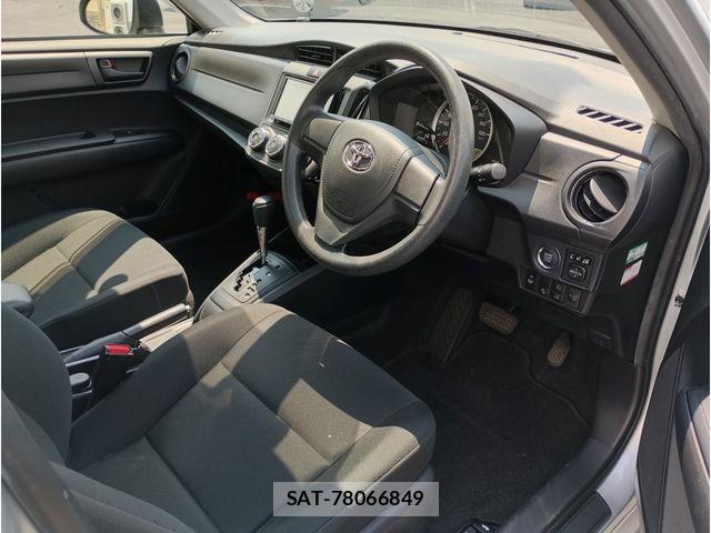 Toyota COROLLA AXIO 2021-04 8206904-9