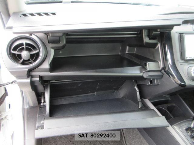 Toyota COROLLA AXIO 2019-07 8524092-13