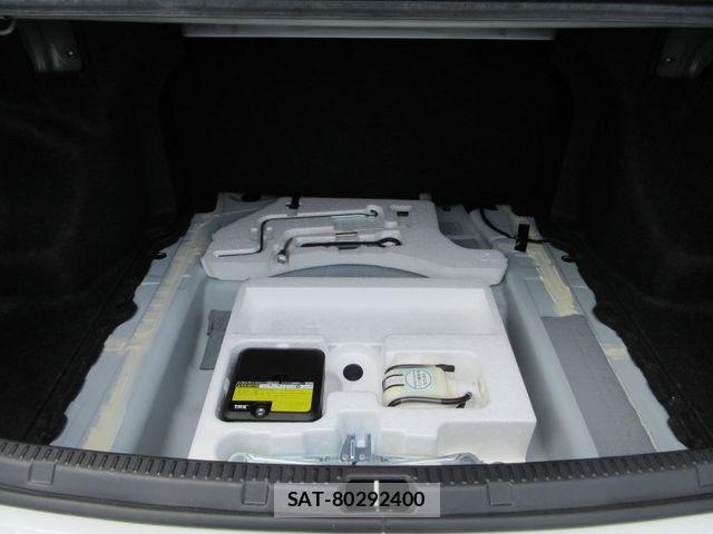 Toyota COROLLA AXIO 2019-07 8524092-17