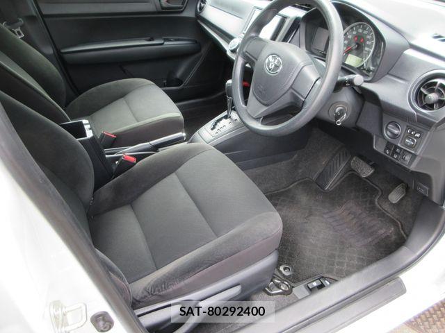 Toyota COROLLA AXIO 2019-07 8524092-4
