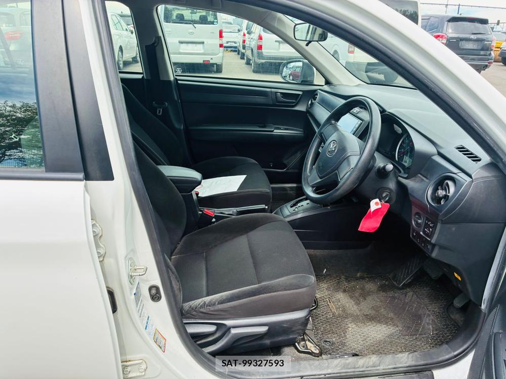 Toyota COROLLA AXIO 2019-07 8448988-11