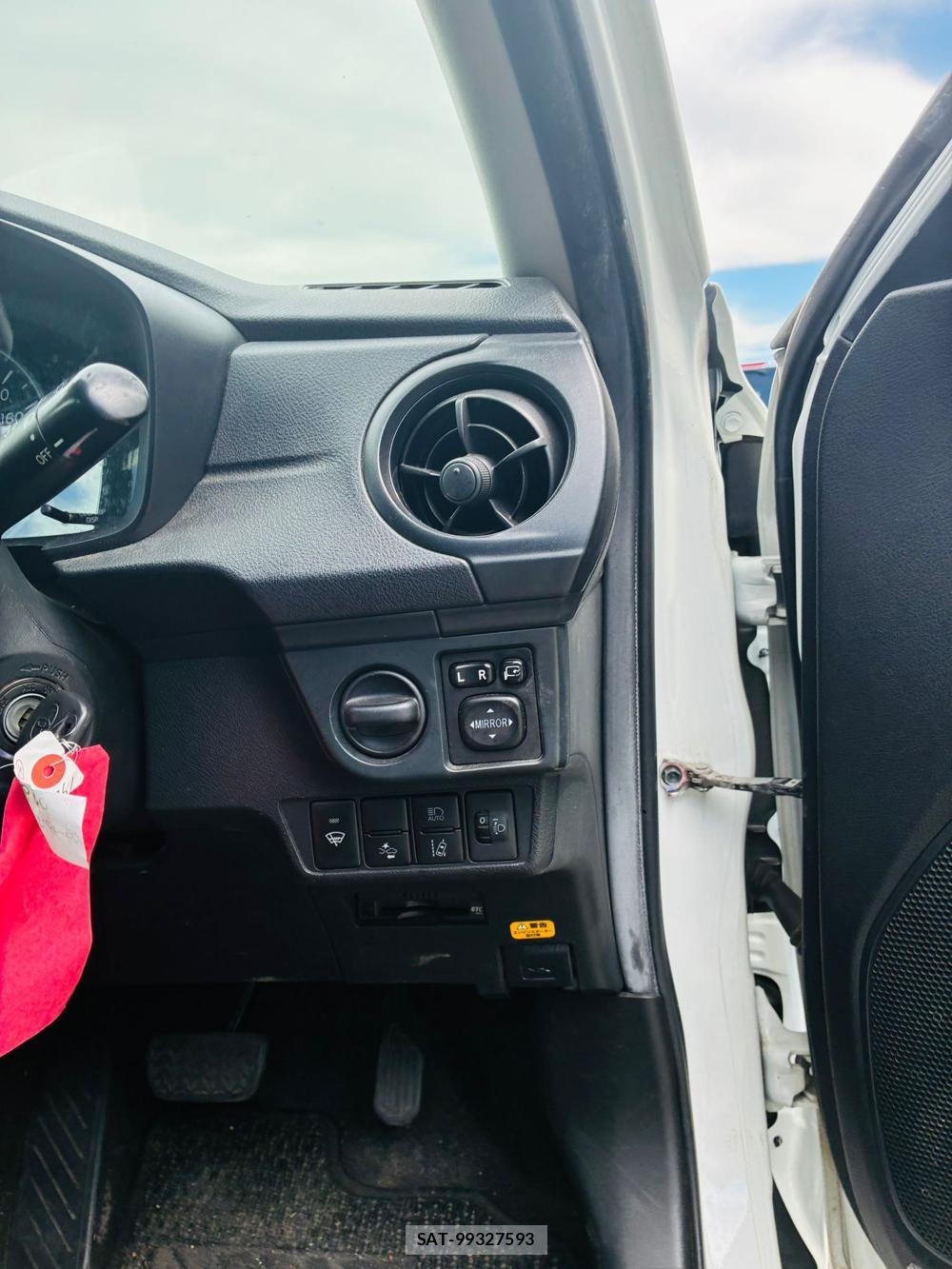 Toyota COROLLA AXIO 2019-07 8448988-16