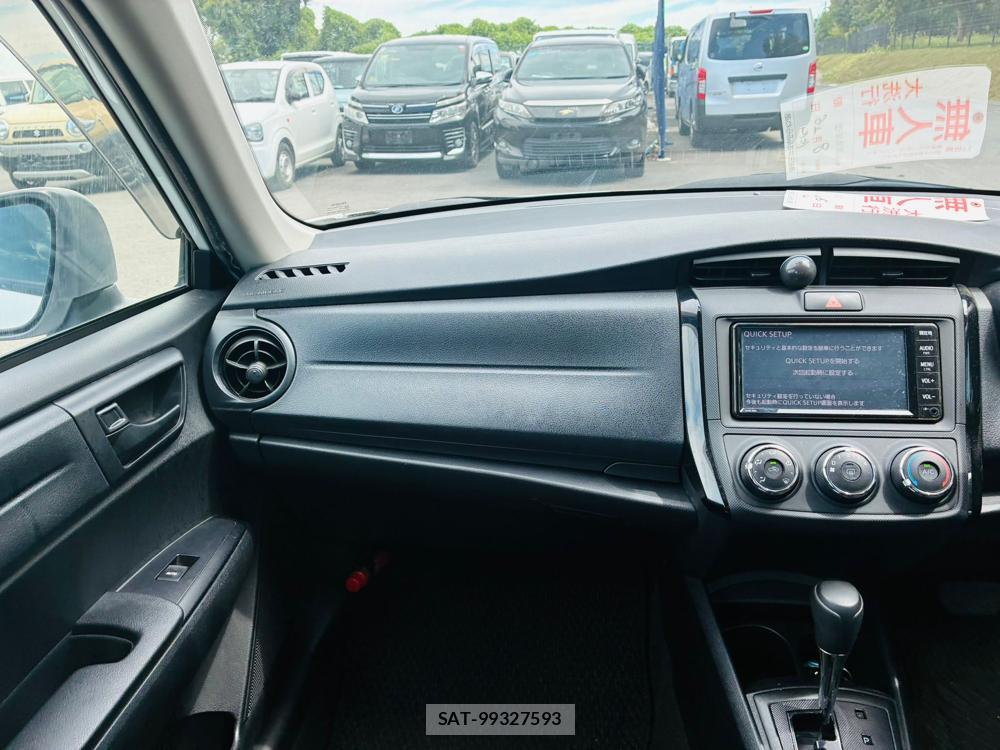 Toyota COROLLA AXIO 2019-07 8448988-17