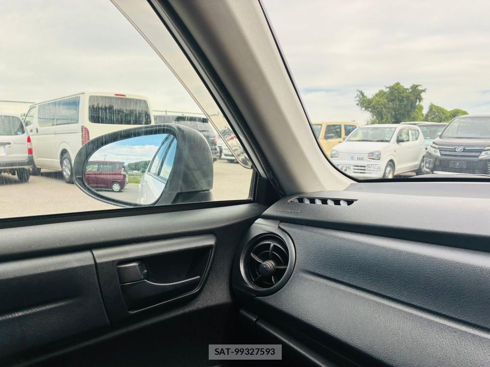 Toyota COROLLA AXIO 2019-07 8448988-18