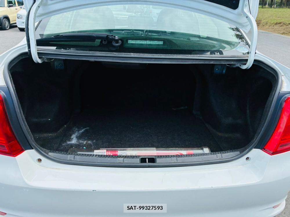 Toyota COROLLA AXIO 2019-07 8448988-26