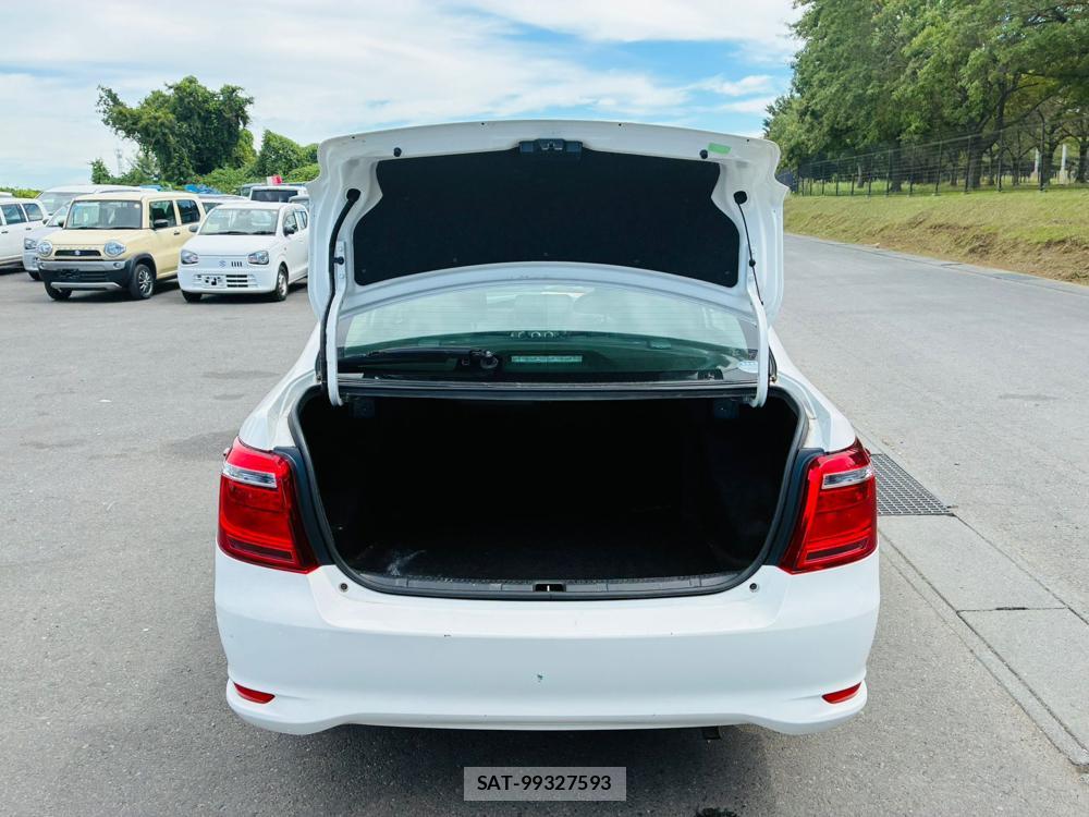 Toyota COROLLA AXIO 2019-07 8448988-27