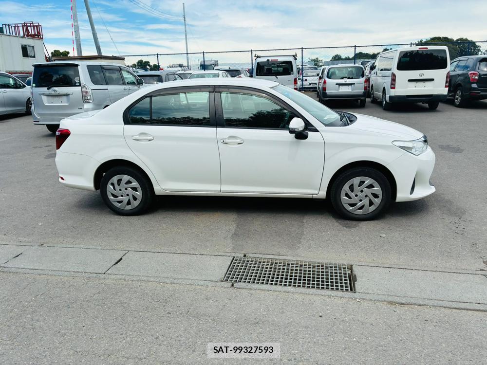Toyota COROLLA AXIO 2019-07 8448988-5