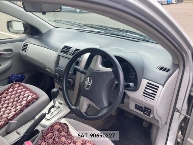 Toyota COROLLA AXIO 2010-04 8626192-11