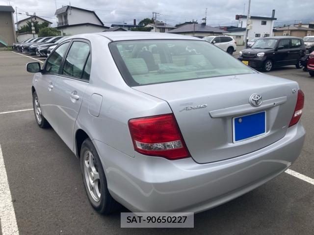 Toyota COROLLA AXIO 2010-04 8626192-4